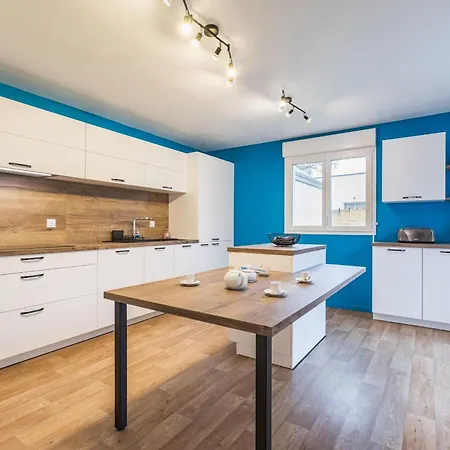 Maison Calme Proche Plages St Nazaire Avec Wifi Et Parking - Fr-1-306-1330 Σπίτι διακοπών *